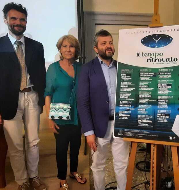 A sinistra il sindaco di Prato Matteo Biffoni, la presidente del Politeama Beatrice Magnolfi e l’assessore alla cultura Simone Mangani alla presentazione della stagione