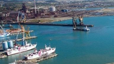 Il rigassificatore “spegne” la festa del Pd a Piombino