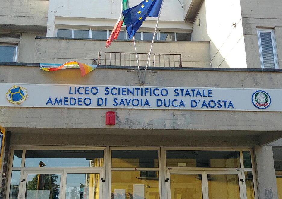 Il liceo scientifico non cambia  e resterà “Amedeo di Savoia”