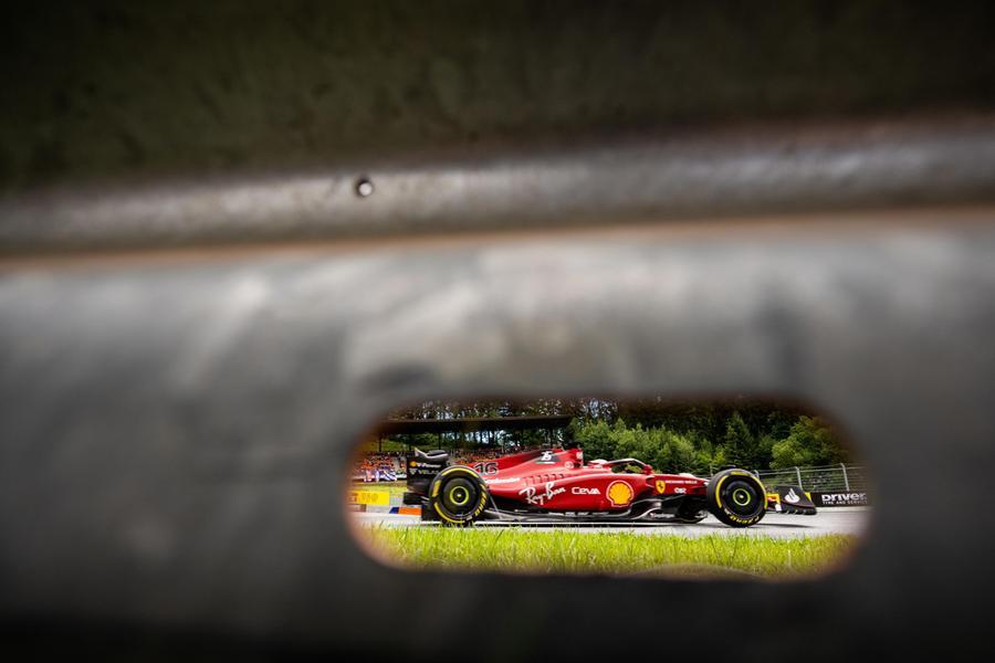 epa10061563 Monaco's Formula One driver Charles Leclerc of Scuderia Ferrari in action during the second free practice of the Formula One Grand Prix of Austria at the Red Bull Ring in Spielberg, Austria, 09 July 2022.  EPA/CHRISTIAN BRUNA