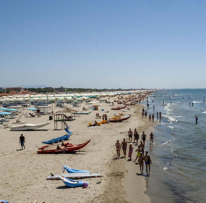 Il Covid non ferma la voglia di vacanza: in Versilia 9 su 10 confermano la prenotazione 