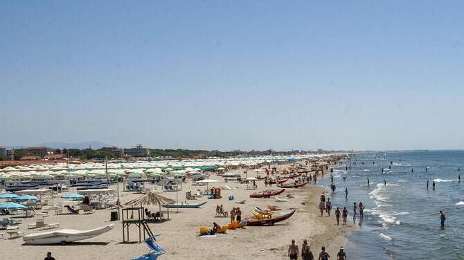 Il Covid non ferma la voglia di vacanza: in Versilia 9 su 10 confermano la prenotazione