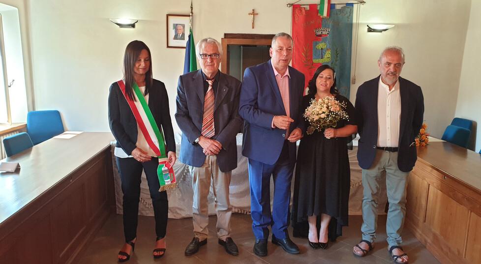 Roberto Rocchi sposa Benedetta scortato dai colleghi della Polizia stradale