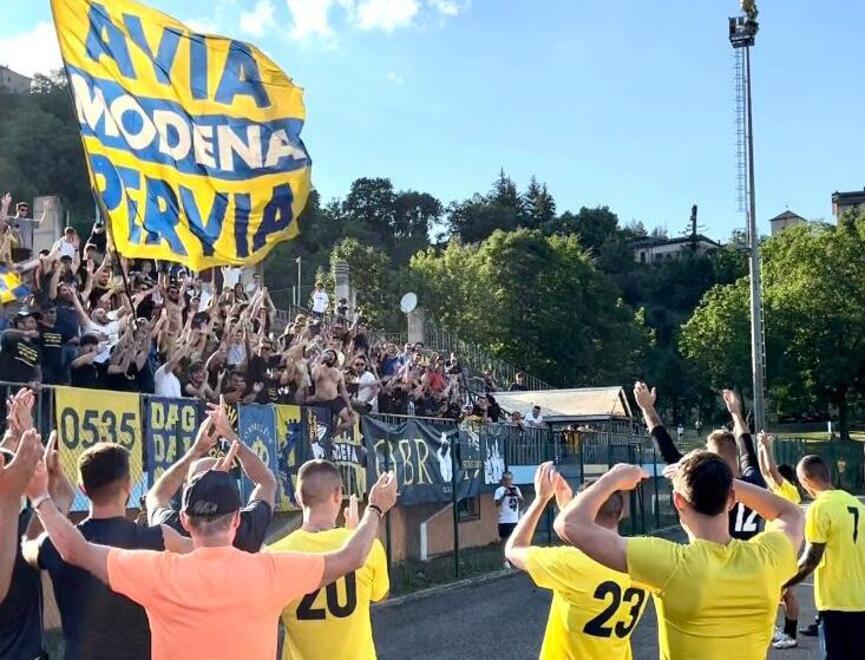 Modena, la festa continua In 500 per il primo test