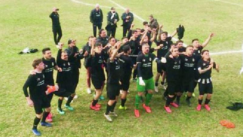 Mercato: Seravezza pigliatutto Camaiore, la panchina a Polzella