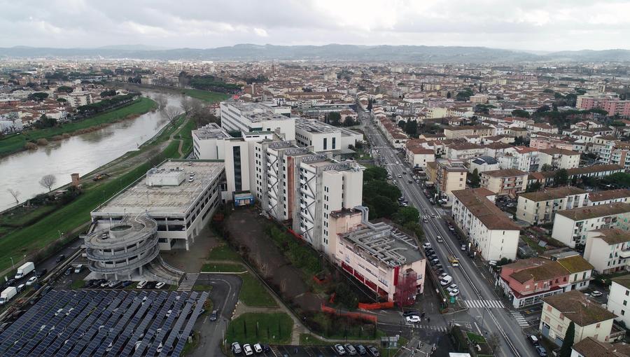 Drone: Vedute del vecchi e del nuovo ospedale di viale Boccaccio - Foto Carlo Sestini
