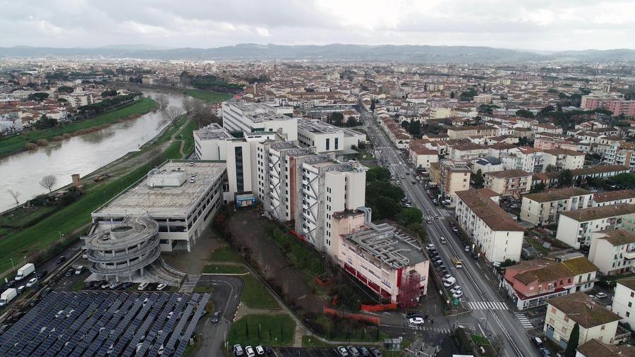Drone: Vedute del vecchi e del nuovo ospedale di viale Boccaccio - Foto Carlo Sestini