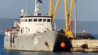 La nave Sea Eagle che ha attraccato al porto di Piombino