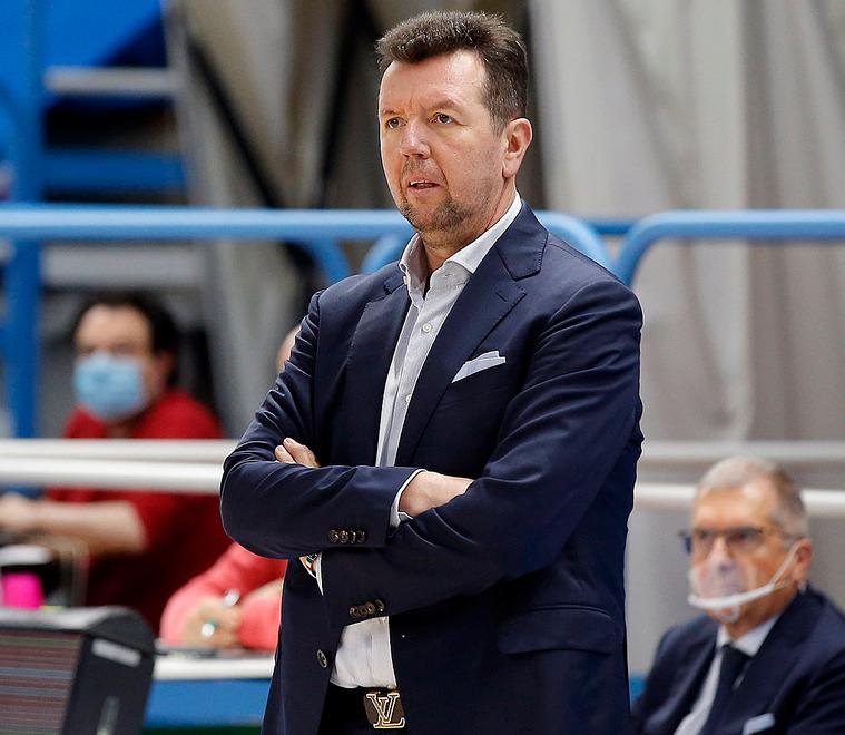 Kleb, oggi via agli abbonamenti. E Dembele sarà il quarto lungo