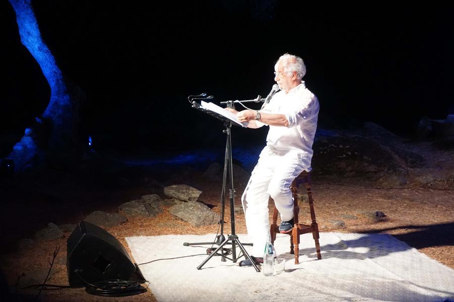 
	Toni Servillo ad Arzachena

