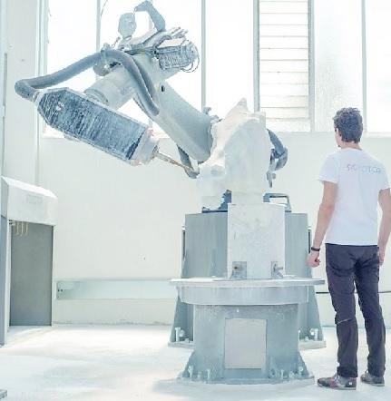 
	Il robot di Carrara al lavoro mentre scolpisce il marmo&nbsp;

