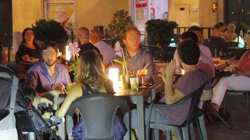 Locali chiusi alle 2 nei weekend, a Pisa patto per la “buona movida”