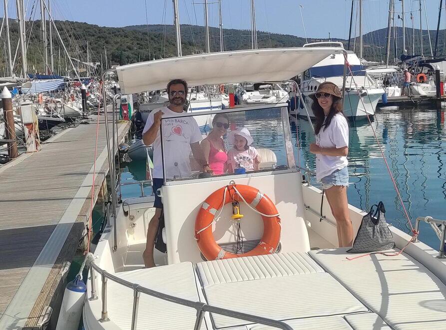 
	La passeggiata in mare benefica a Talamone

