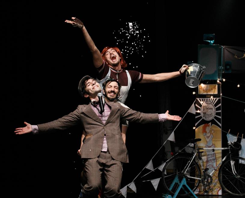 Nonantola. Clownerie e musica in giardino 