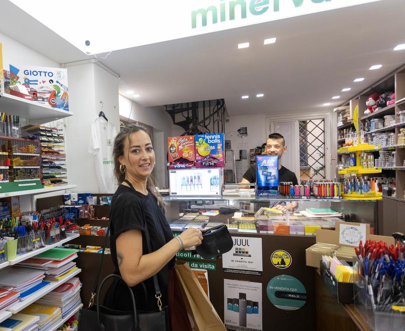 Modena: dopo 90 anni la nuova vita della cartoleria Minerva 
