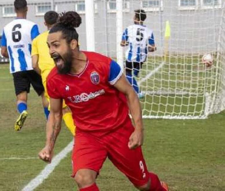 Saimon Reider Rodriguez esulta dopo un gol
