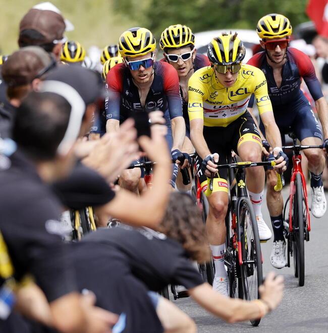 Il ds Mori racconta chi è il campione in giallo Tadej Pogacar