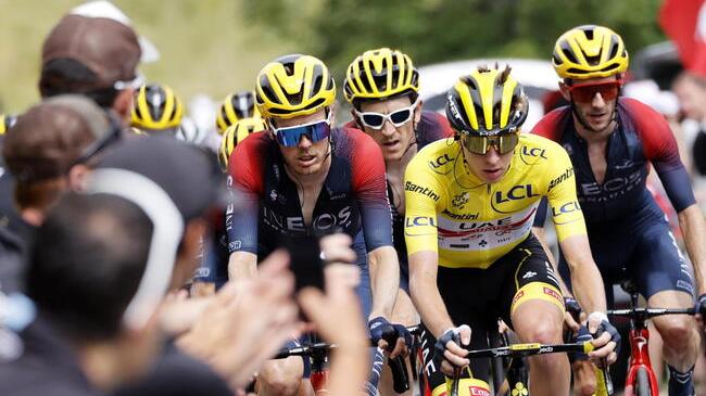Il ds Mori racconta chi è il campione in giallo Tadej Pogacar