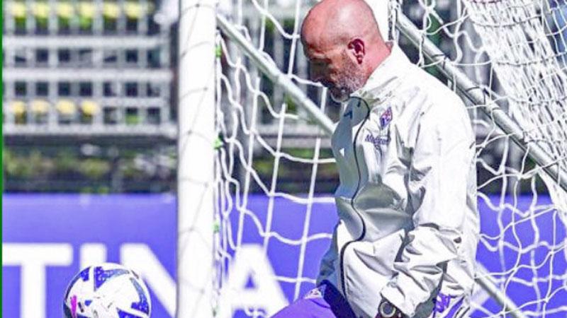 Fiorentina, Italiano mira in alto: «Viola d’orgoglio, i top player ci sono. Pronti a fare di più»
