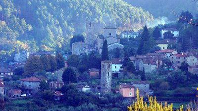 Rapinano fotografo a Pieve di Compito