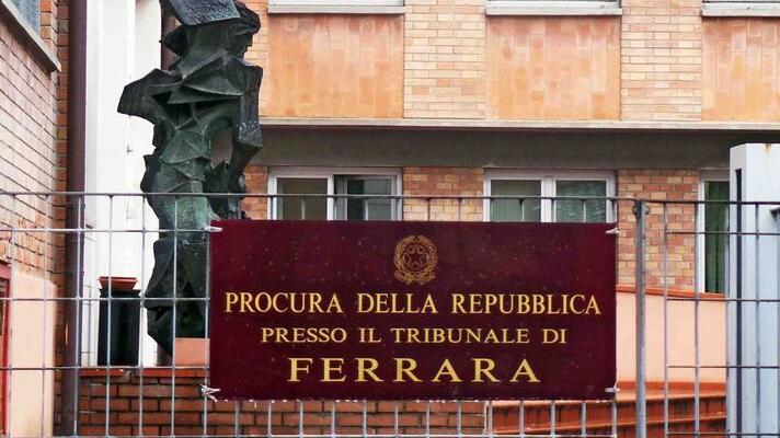 Focolai Rsa a Ferrara, avviso agli indagati: altri sei mesi di accertamenti