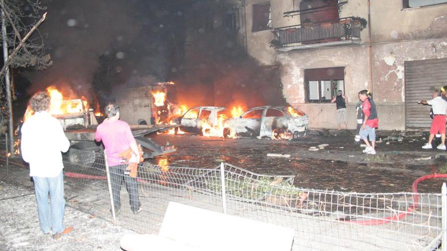 
	29 giugno 2009: l&#39;inferno di fuoco e distruzione a Viareggio

