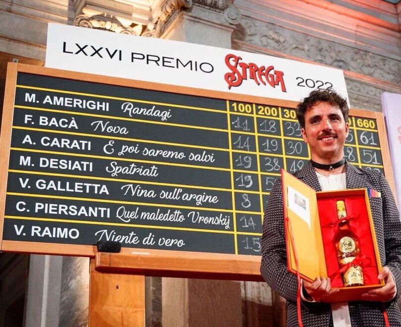 Mario Desiati vincitore con “Spatriati” del Premio Strega 2022 sarà protagonista dell’edizione estiva della manifestazione in programma a Marciana Marina il 30 luglio alle 21,45 in piazza della Chiesa