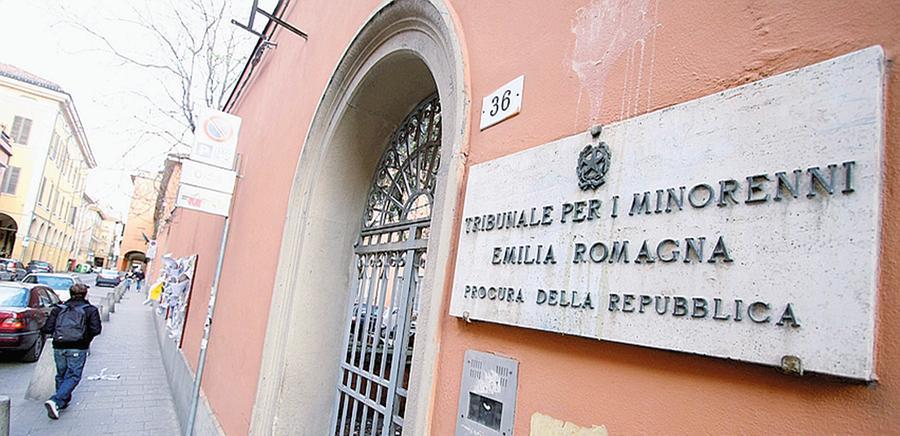 
	La sede del Tribunale dei Minori a Bologna

