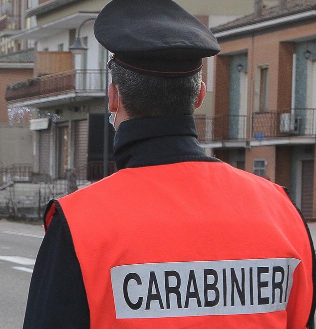 Ruba dal negozio  80 euro di merce Arrestato 53enne