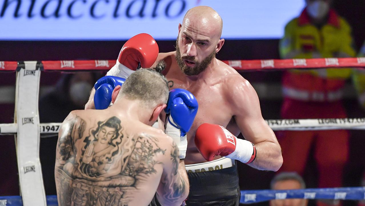 Federico Gassani, il pugille labronico che sarà protagonista del match clou della serata ai Bagni Lido
