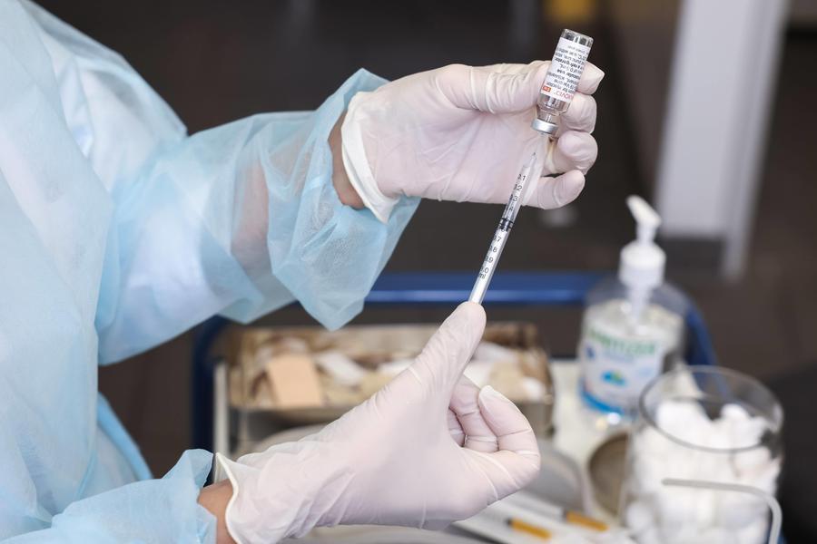 
	Consigliata la quarta dose a over 60 e persone fragili di almeno 12 anni

