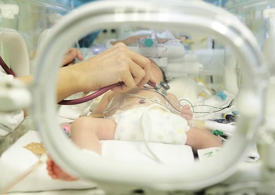 
	Il piccolo &egrave; ricoverato in gravi condizioni&nbsp;

