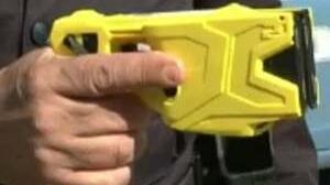 Modena. Niente taser alla polizia locale: il Consiglio boccia le minoranze