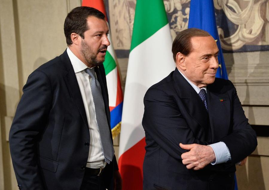 foto IPP /Silvia Loré  
Roma 07-05-2018 
ultimo giro di Consultazioni per la creazione del nuovo governo
i gruppi Fratelli d'Italia-Forza Italia-Lega Nord del Senato e della Camera
nella foto:  Matteo Salvini, Silvio Berlusconi