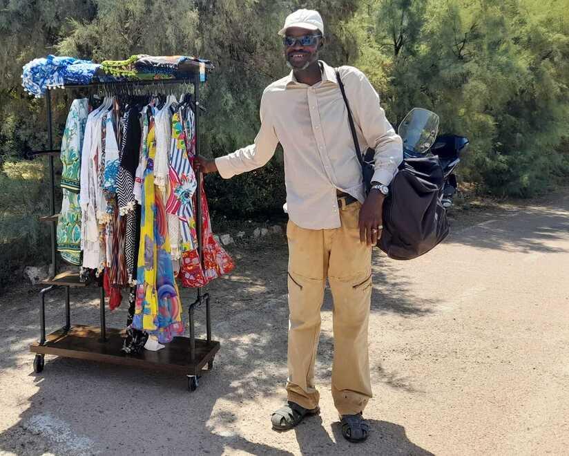 Mamadou, l'ambulante multato per 1.200 euro