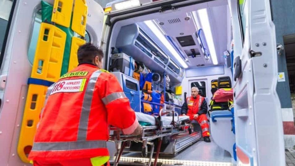 Ambulanze del 118, i medici protestano: «Le nostre denunce sono inascoltate»