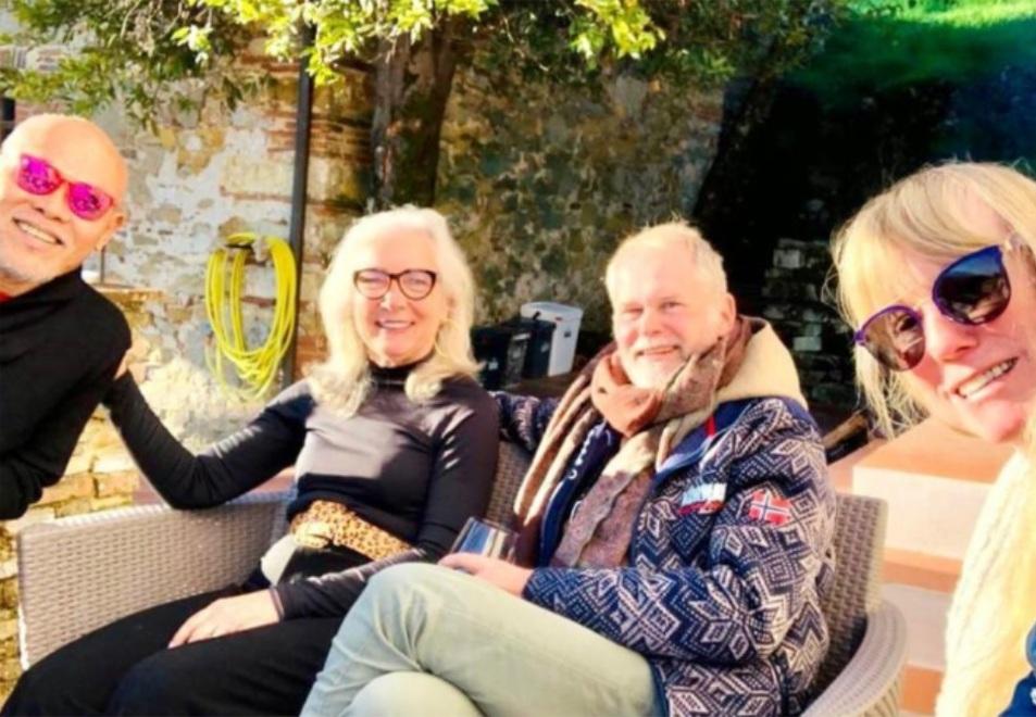 Sei amici e un casale nel Morianese. E la storia finisce sul Sunday Times 