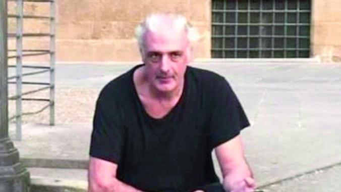 Addio Biagini, il pittore dei deboli trovato morto in casa a 57 anni