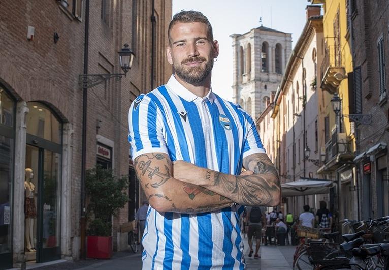 La Spal abbraccia La Mantia e finalmente accoglie Maistro