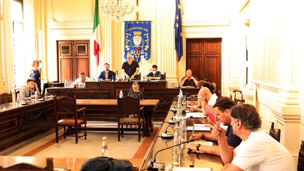 Montecatini, mozione unanime sulle Terme: «Devono essere strategiche»