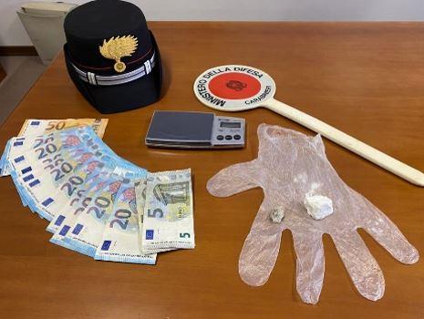 Trovato con cocaina e marijuana: arrestato dai carabineri