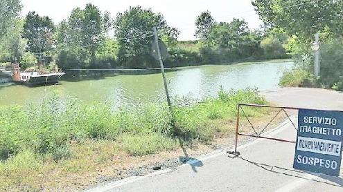 Argenta, poca acqua nel Reno: si ferma anche il traghetto