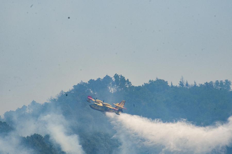 Incendio Massarosa Montigiano