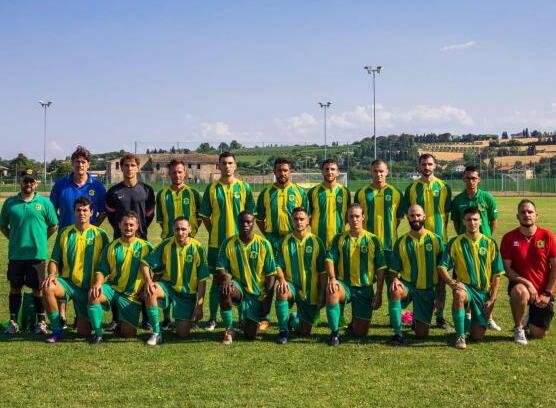 La squadra del Gatto Verde che a Rimini è arrivata seconda alle finali nazionali del campionato di calcio Uisp arrendondosi solo al Trani