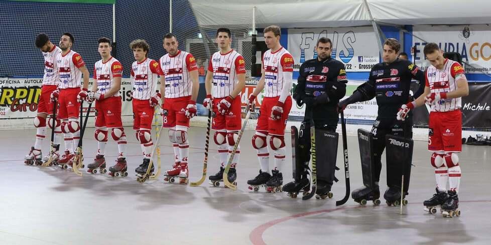 Al completo la formazione del Circolo Pattinatori che ha disputato la stagione 2021-2022