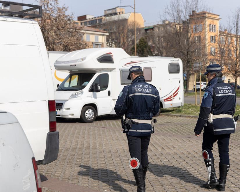 Modena, nomadi al Parco Ferrari: «In 6 mesi eseguiti 107 controlli» 