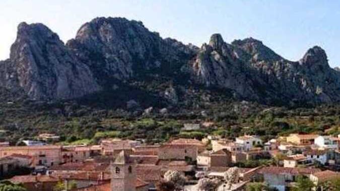 Arriva la corrente sbagliata: a San Pantaleo strage di apparecchi elettrici