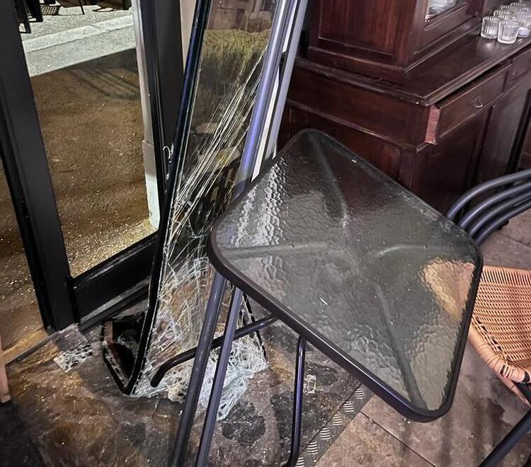 Vetri rotti e negozi devastati, ecco il piano anti-spaccata a Livorno