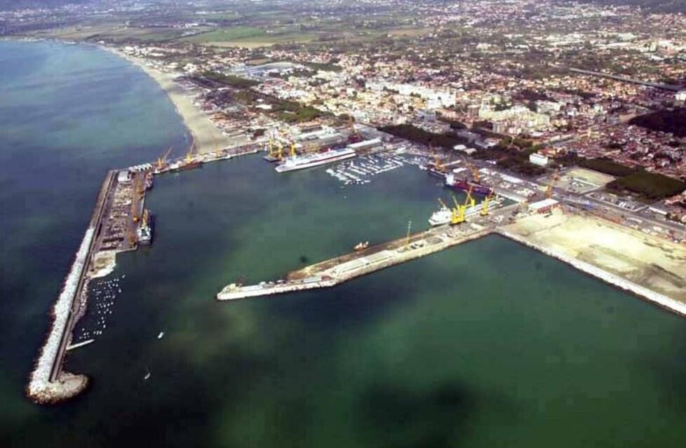 Il porto di Carrara da record cerca spazi, adozione del piano in autunno 