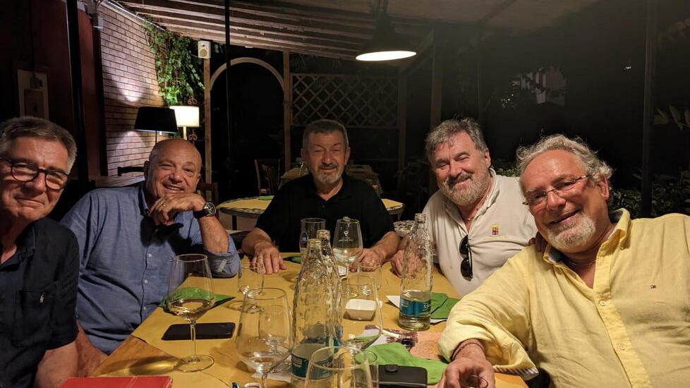 La rimpatriata dei cinque amici cecinesi